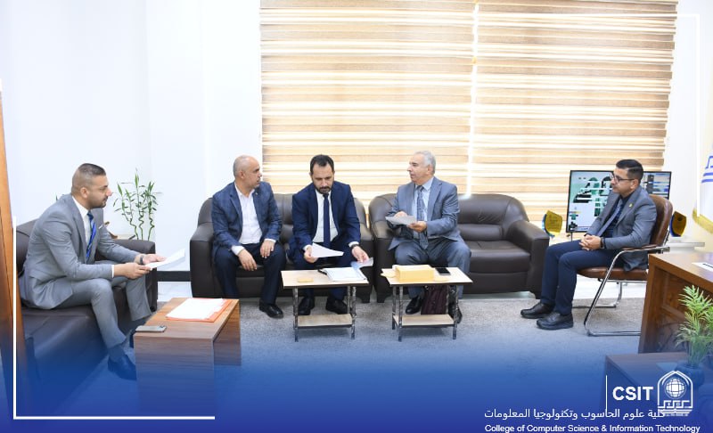 Read more about the article A ministerial committee visited the College of Computer Science to establish a doctoral program.