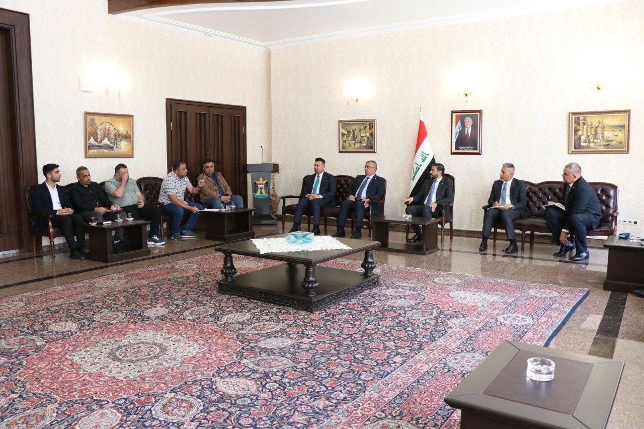 You are currently viewing Minister of Education meets representatives of Iraqi students studying in Ankara