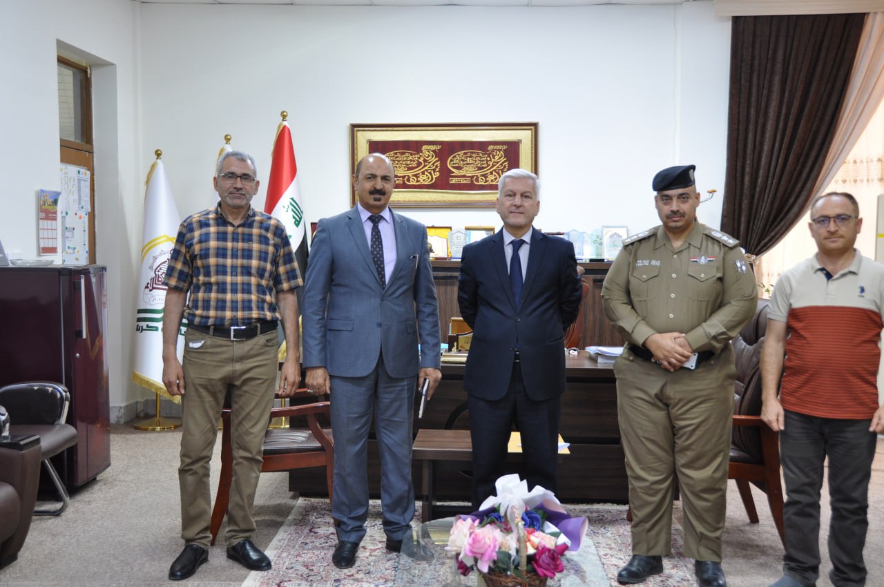 You are currently viewing UQU Assistant President for Scientific Affairs receives members of the Al-Tar Caves Revival Committee