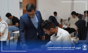 Read more about the article Dean of the College of Computer Science and Information Technology Oversees Final Exams for Undergraduate Students