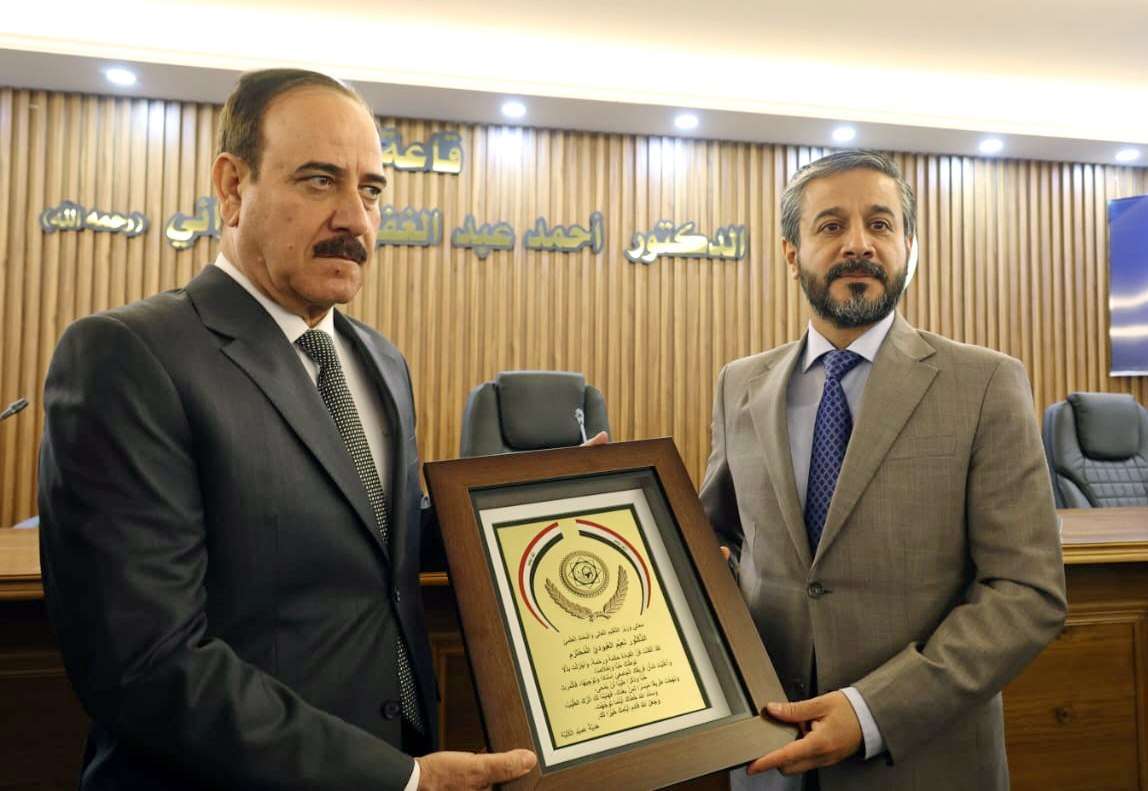 You are currently viewing Minister of Higher Education Visits Al-Imam Al-Azam College and Inspects Its Academic Environment