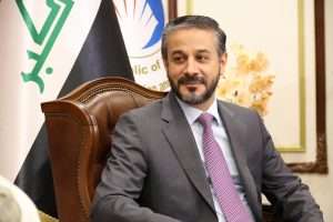 Read more about the article وزير التعليم يقرر منح 5 درجات لمعالجة الحالات الحرجة في الامتحانات النهائية