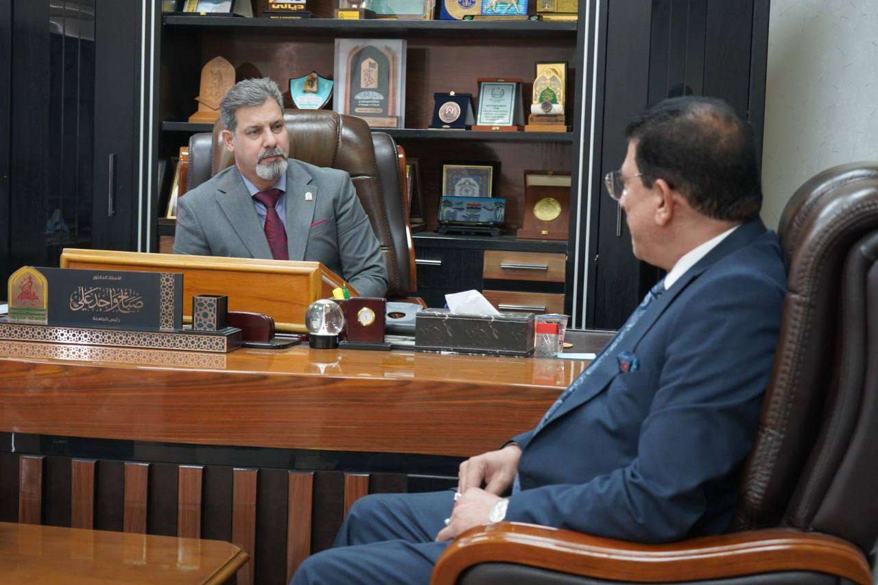 You are currently viewing رئيس الجامعة يستقبل مسؤول المركز التدريبي للمجلس العلمي للجراحة العامة