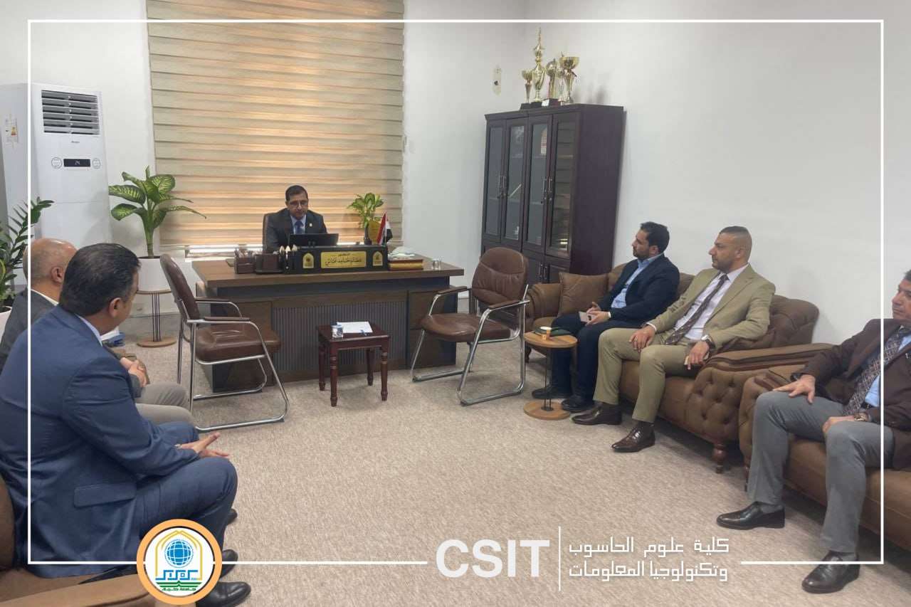 You are currently viewing عميد كلية علوم الحاسوب وتكنولوجيا المعلومات يزور الأقسام العلمية للاطلاع على سير العمل.